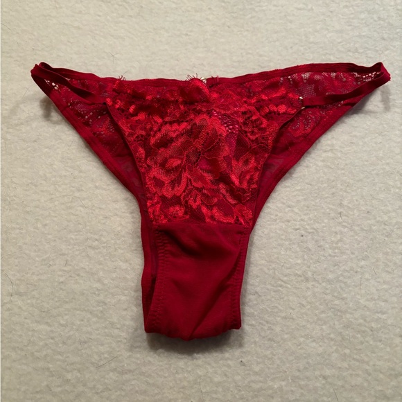 La Senza cheeky panty, size small. - Picture 1 of 3